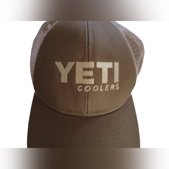 YETI snap back trucker hat. Sage or khaki green color.NWOT - Picture 3 of 9
